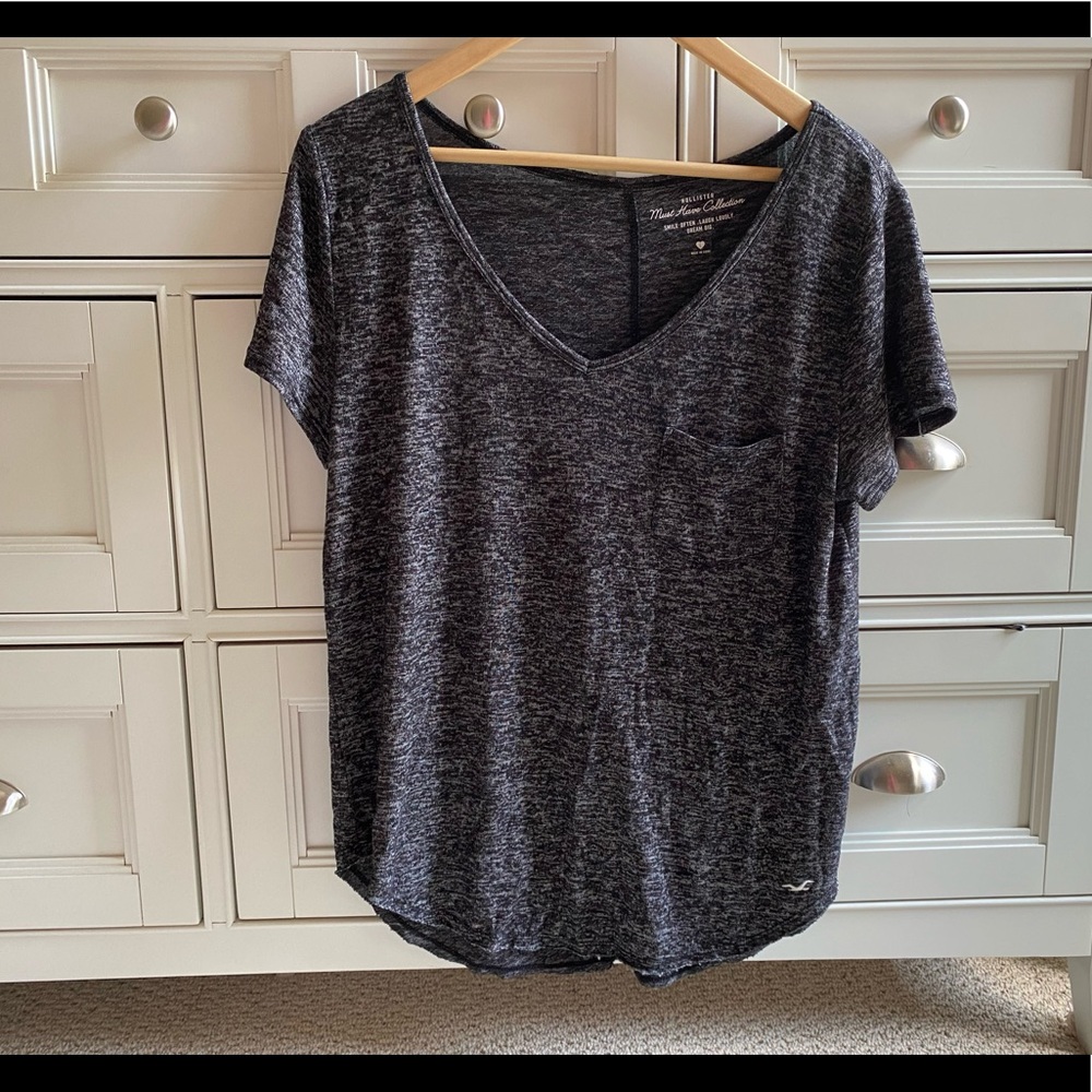 gray over sized hollister tee